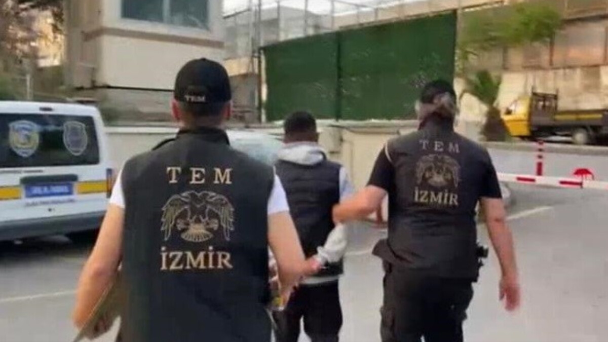 İzmir’de askeri öğrencilerden sorumlu mahrem imamlara operasyon: 9 kişi yakalandı