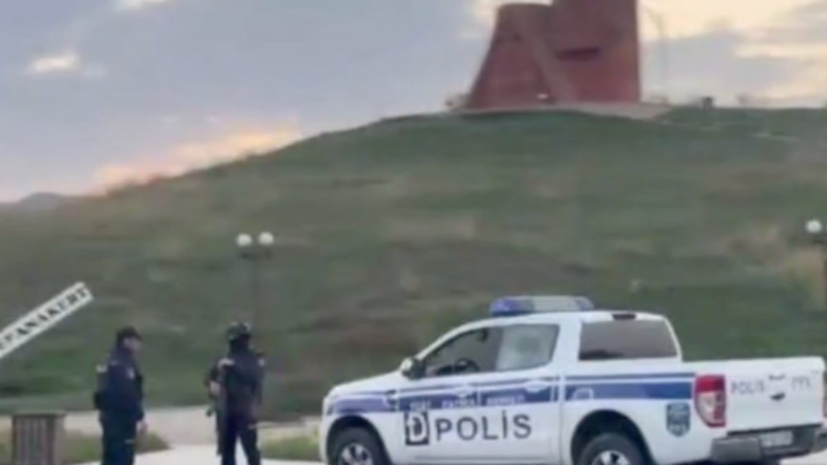 Karabağ yeniden Azerbaycan’a kavuştu! Polisler Hankendi’de devriye gezdi…