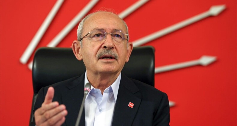 Kemal Kılıçdaroğlu değişim çağrılarına tepki gösterdi: Yenilgiyi erken kabullendik