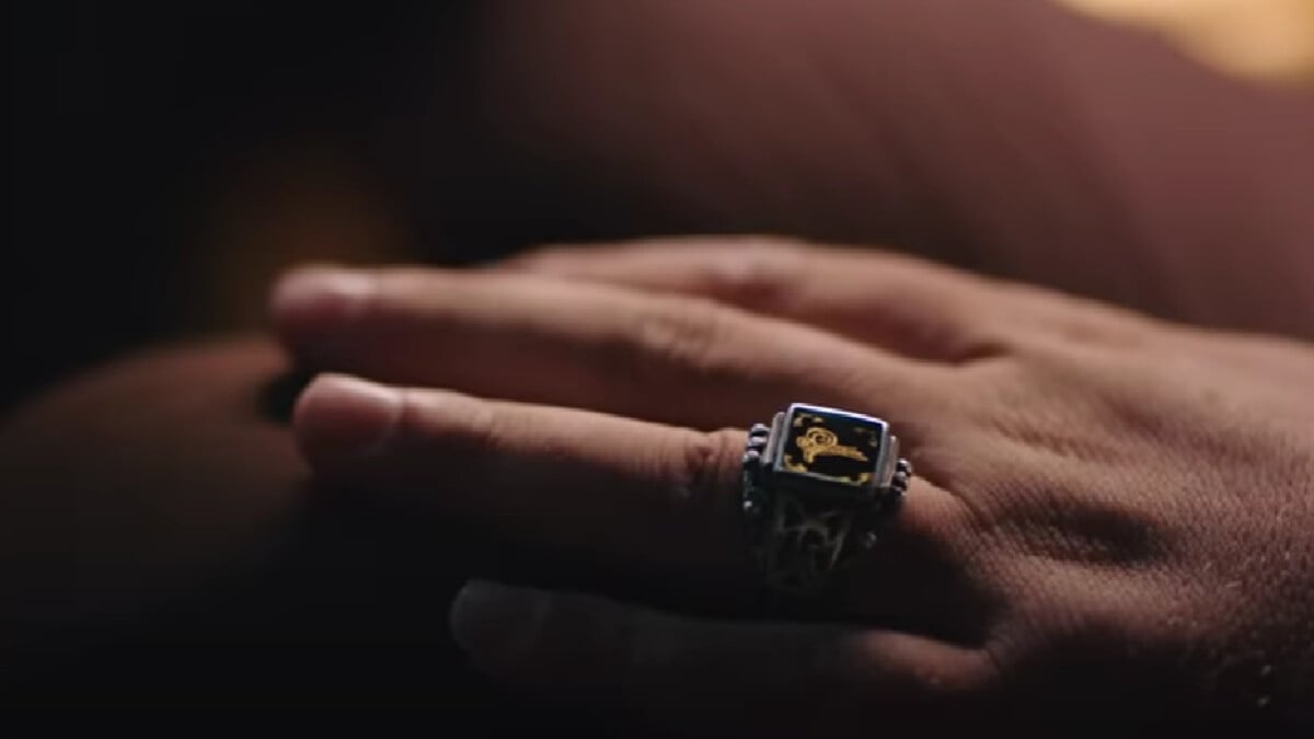 Kızılcık Şerbeti’nde Koleksiyoncu Ertuğrul kimdir? Nursema’ya ilgisi yüksek…