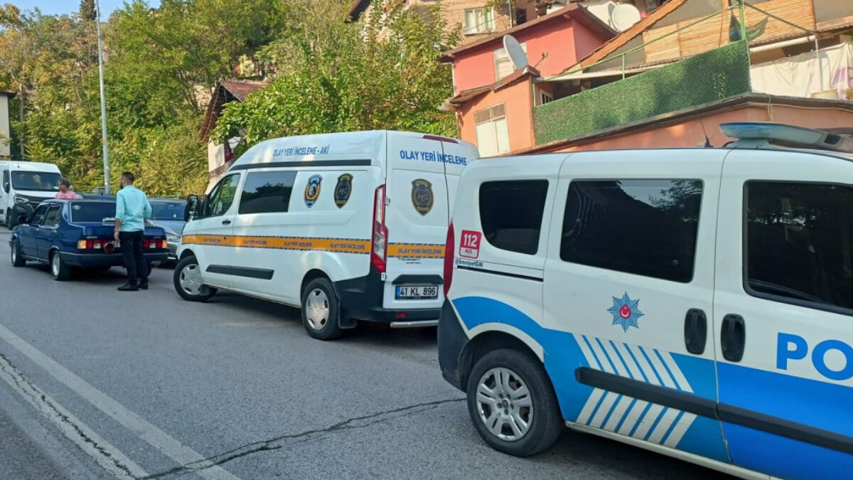 Kocaeli’de bahçesinde oturan kadın bacağından vuruldu