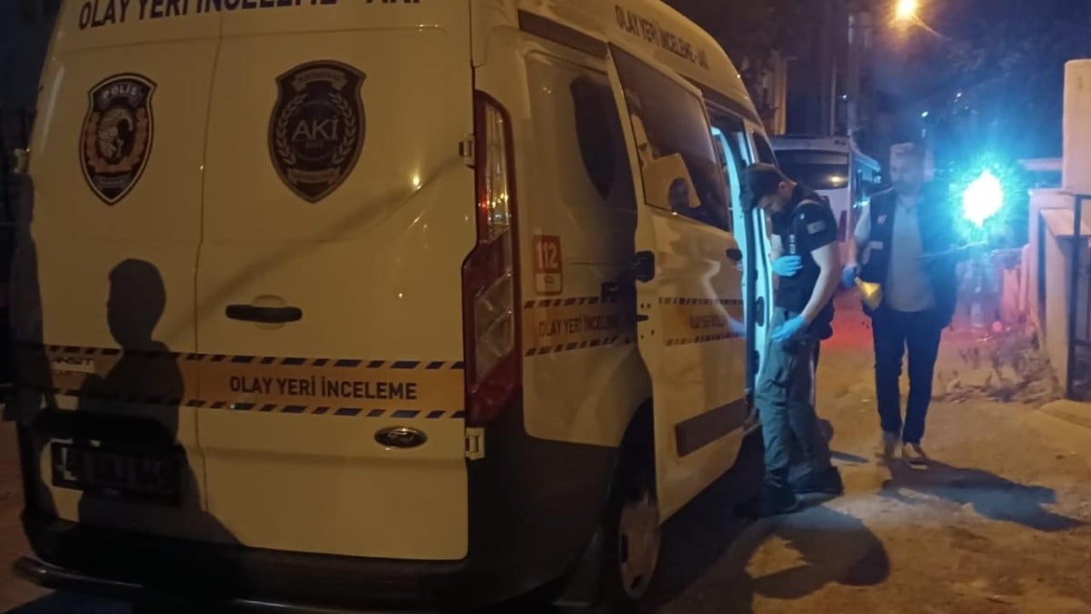 Kocaeli’de polise ateş eden 2 zanlı kovalamaca sonucu yakalandı