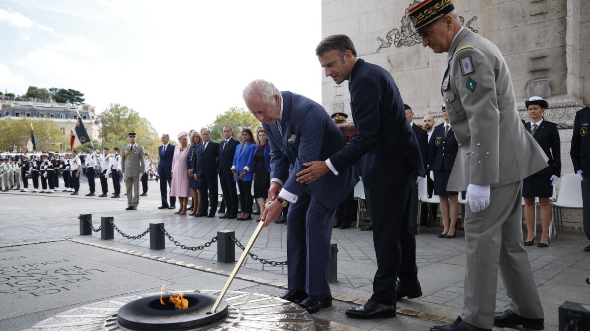 Kral Charles’ın ertelenen Fransa ziyareti başladı