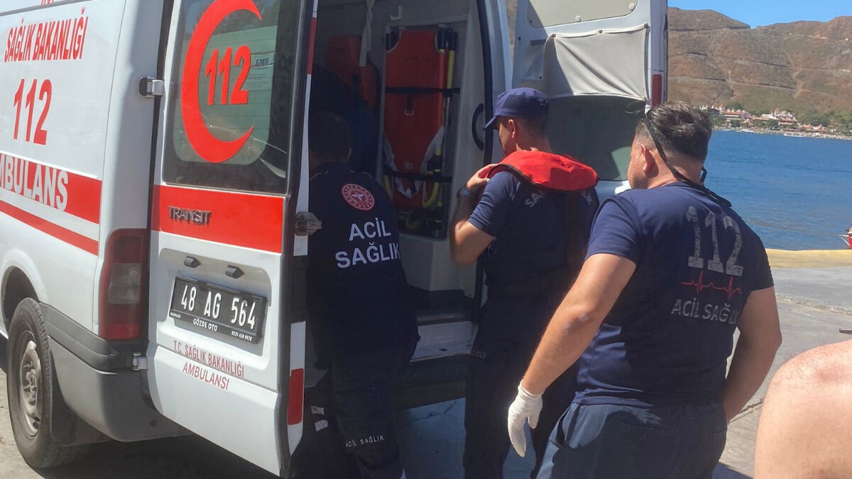 Muğla’da boğulma tehlikesi geçiren şahıs hastanede can verdi