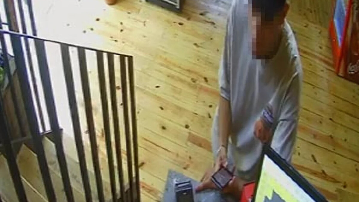 Sakarya’da annemi arayacağım diyerek banka hesabından para çaldı