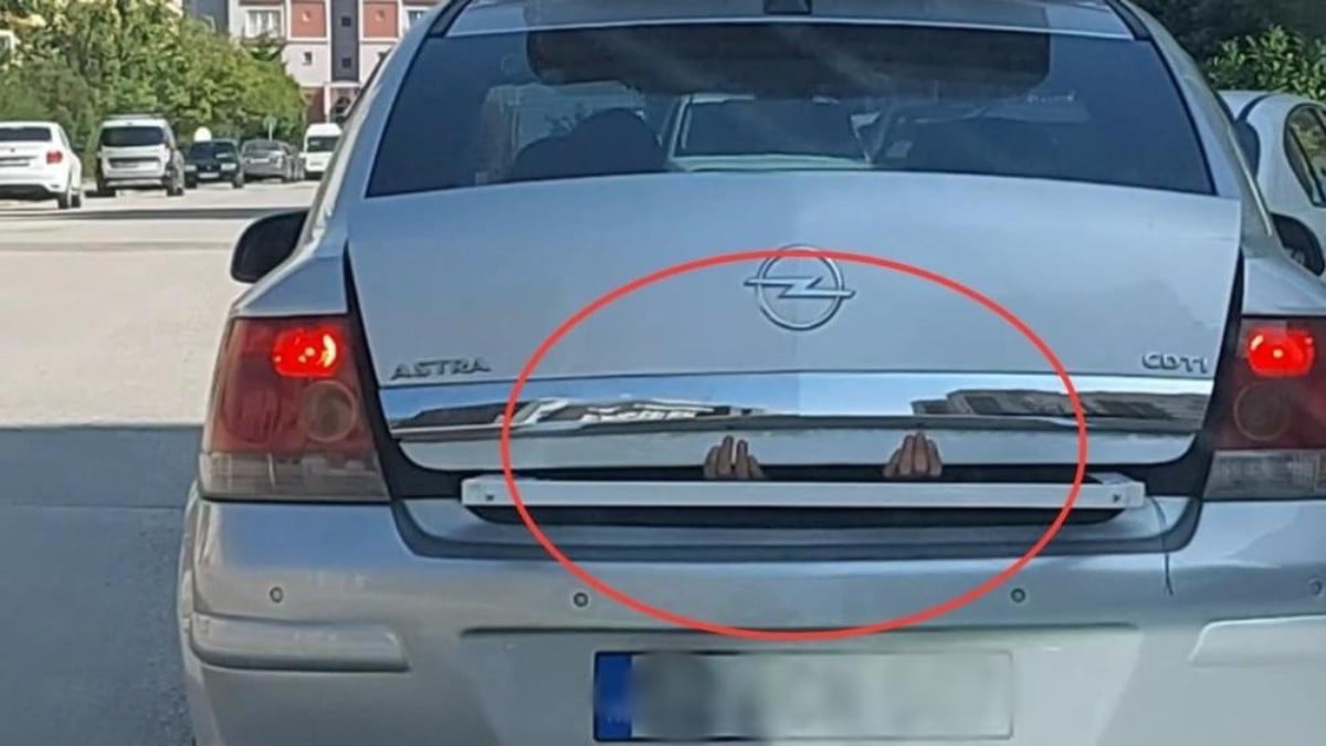 Samsun’da sürücünün bagaj kapağının açılmaması için başvurduğu yöntem şaşırttı