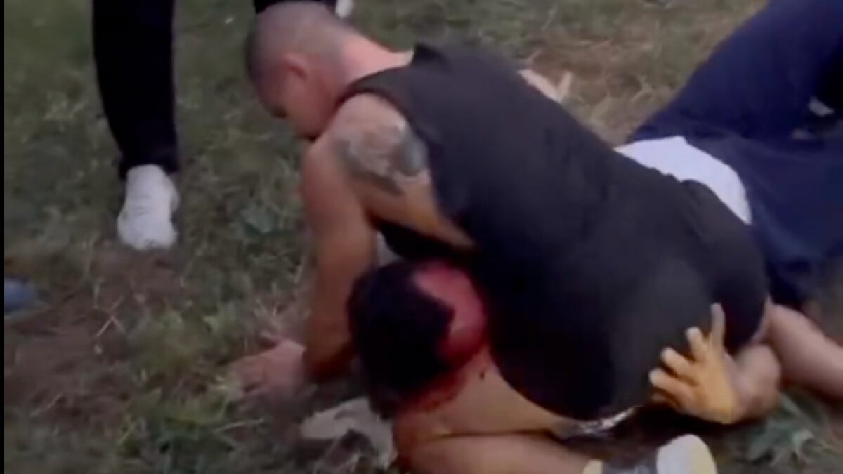 Savaş Cebeci tek yumrukla yere devrildi