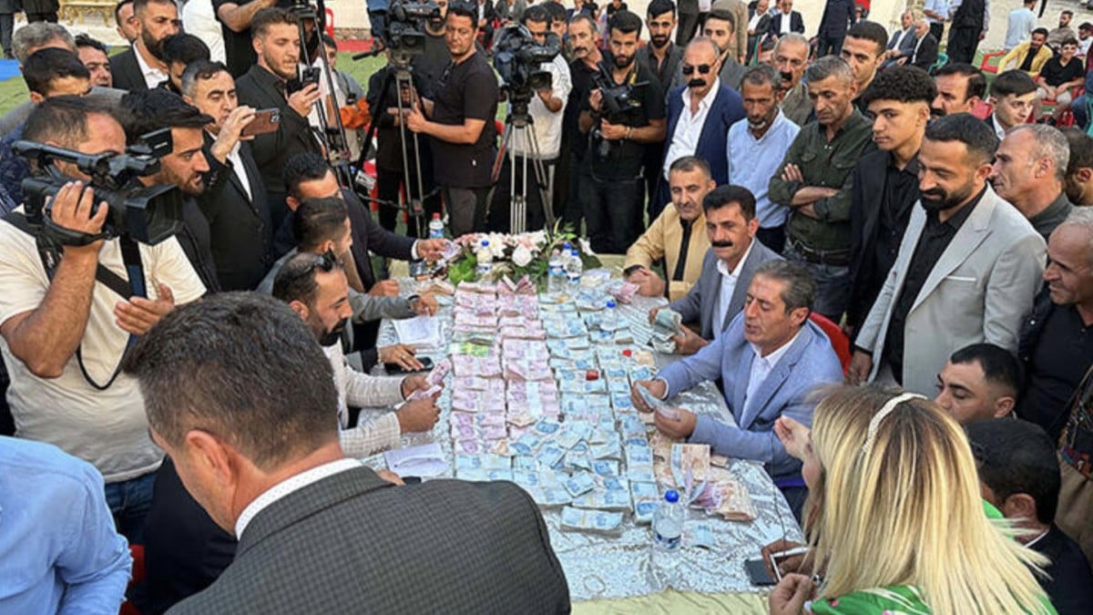 Şırnak’ta Tıvorlu İsmail’in oğlunun düğününde 6,9 milyon liralık takı takıldı