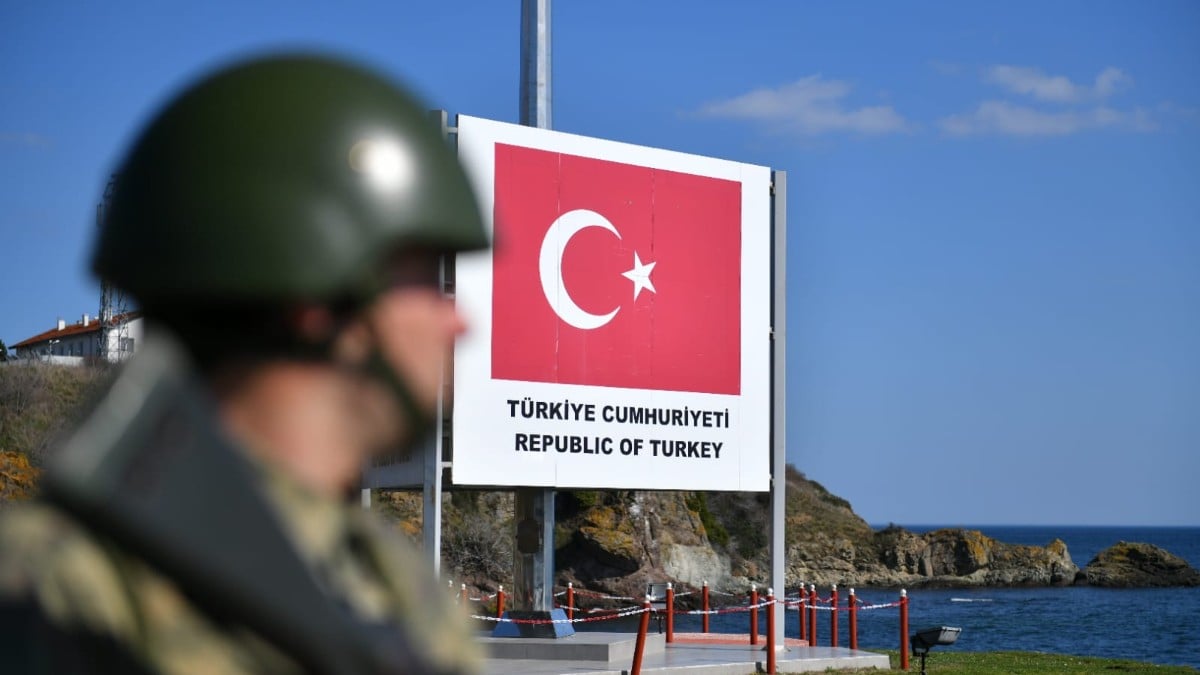 Türkiye’den Yunanistan’a yasa dışı yollarla geçmeye çalışan 5 kişi yakalandı