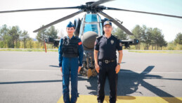 Türkiye’nin ilk kadın taarruz helikopteri pilotu Özge Karabulut ATAK ile uçtu