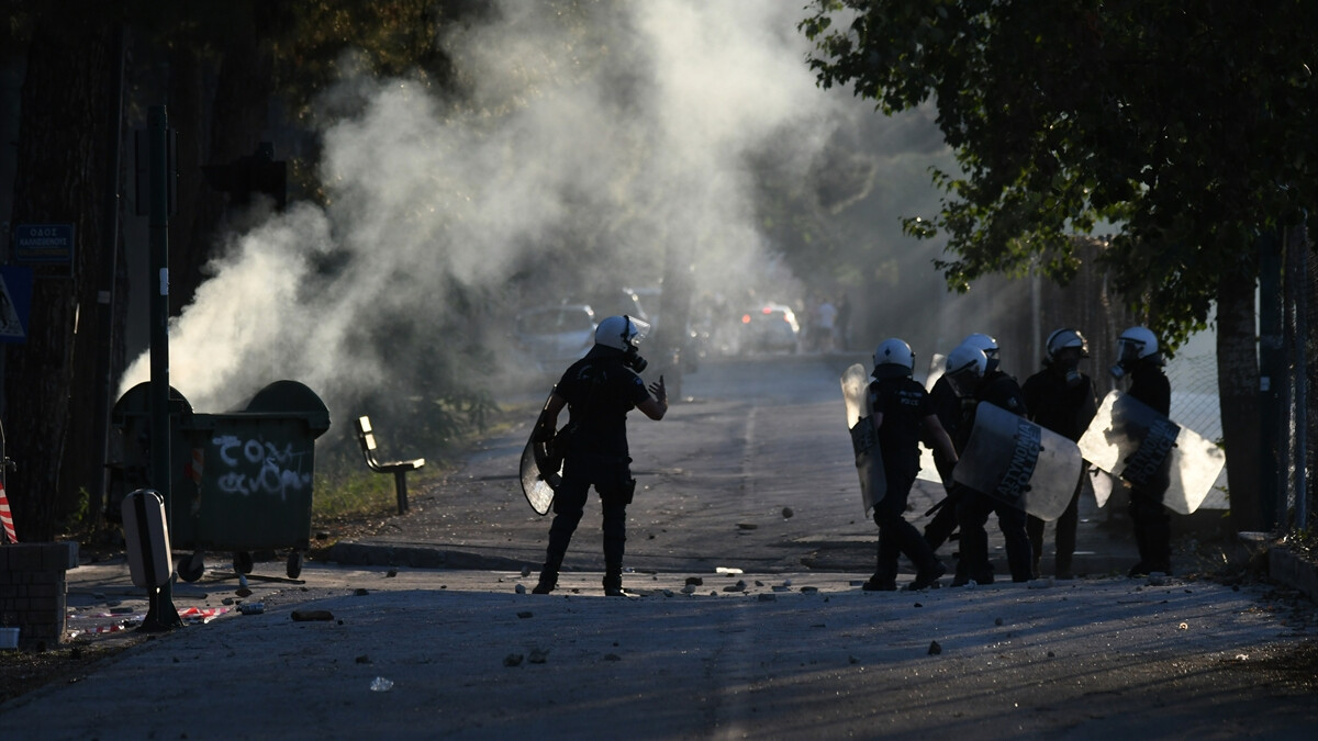 Yunanistan’da sel mağdurları Miçotakis’e tepki gösterdi