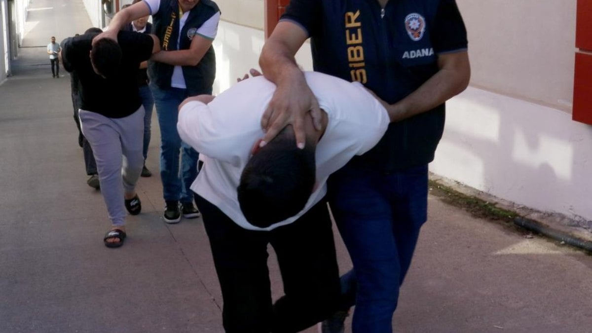 Adana’da ‘sazan sarmalı’ vurgunu… 1 milyon 765 bin TL’lik dolandırıcılık