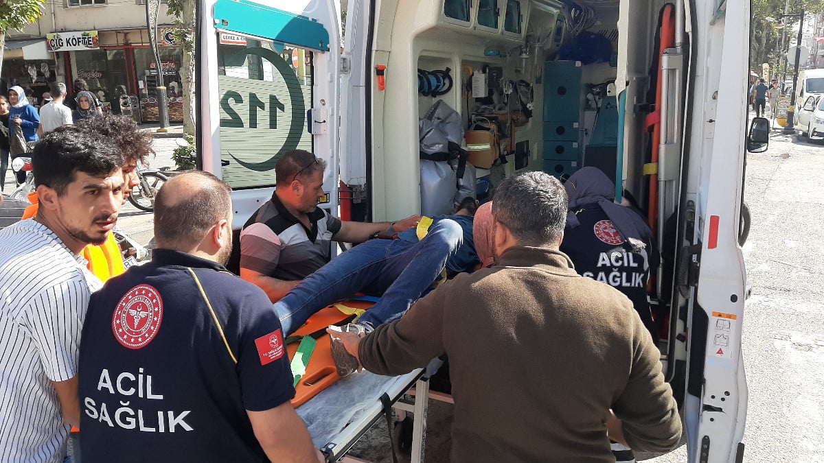 Adıyaman’da parkta duran genç kovalanarak bıçaklandı