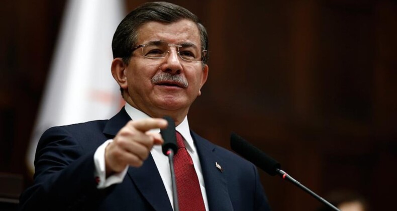 Ahmet Davutoğlu’nun İsrail-Filistin için paylaştığı yol haritasına linç