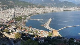 Alanya’daki turizm hareketliliği ekimde de sürecek