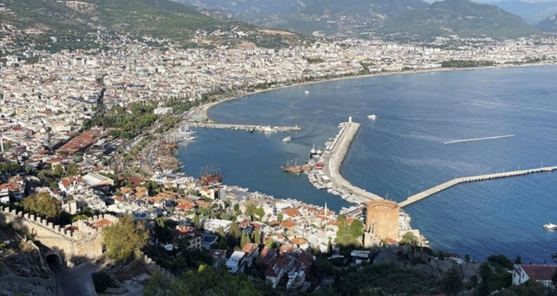 Alanya’daki turizm hareketliliği ekimde de sürecek