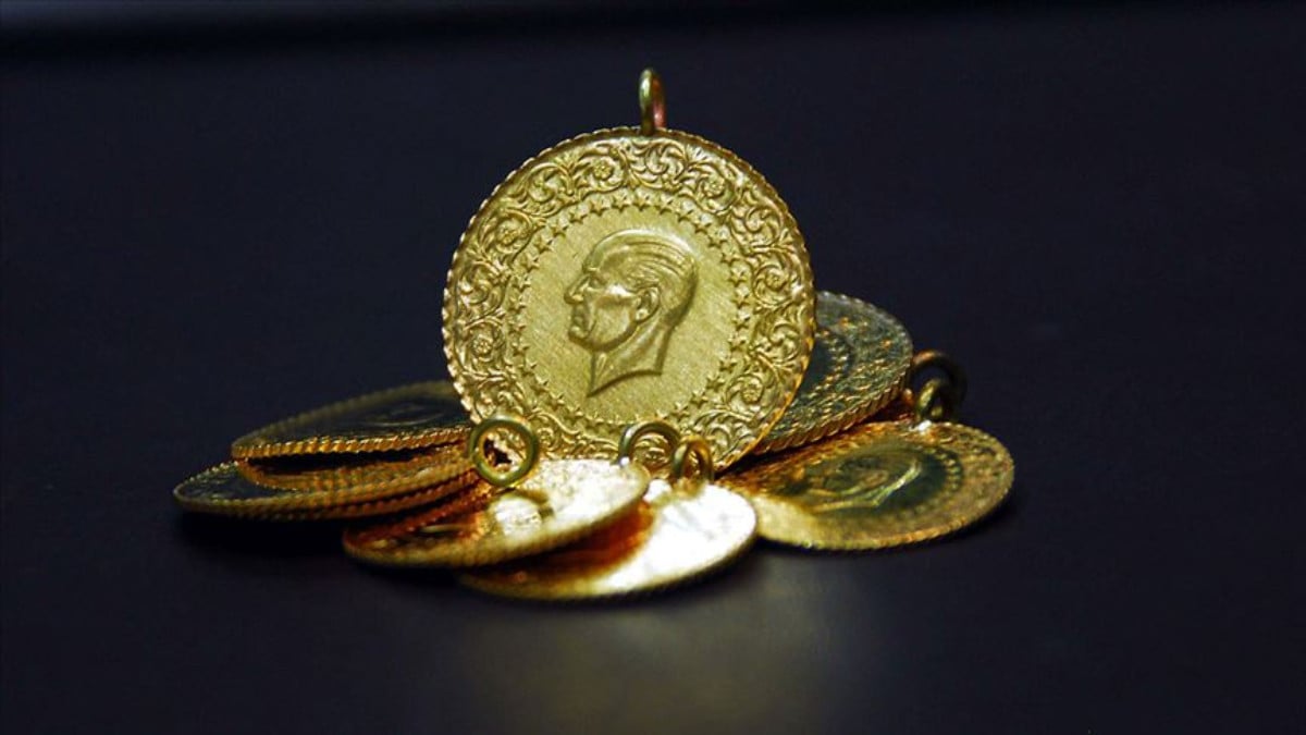 Altın fiyatları zirvede: Cumhuriyet altını 12 bin lirayı geçti!