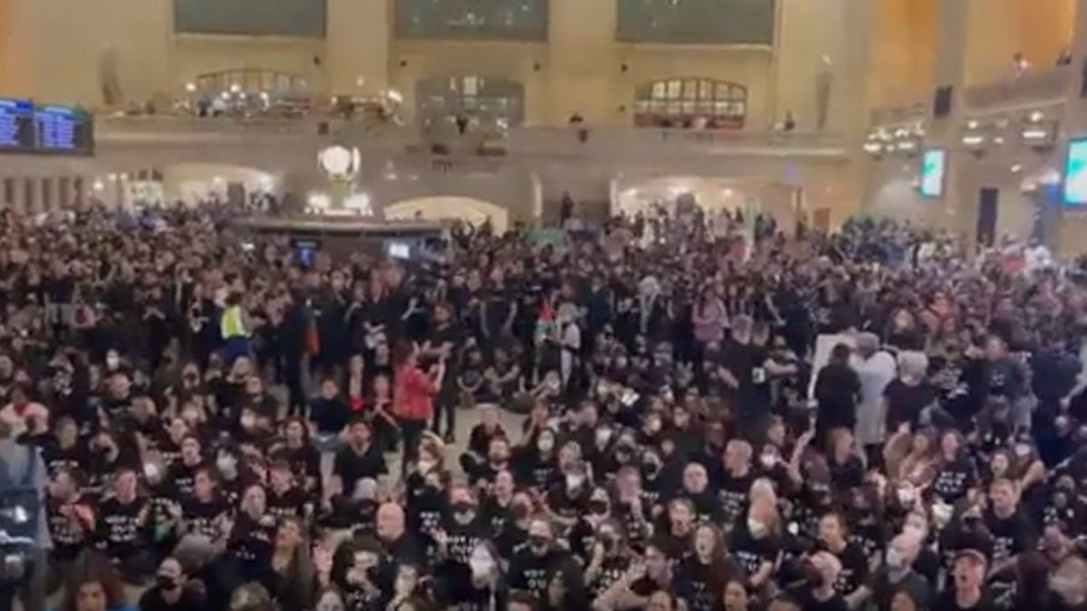 Amerikalı Yahudiler, Gazze’de ateşkes için gösteri düzenledi