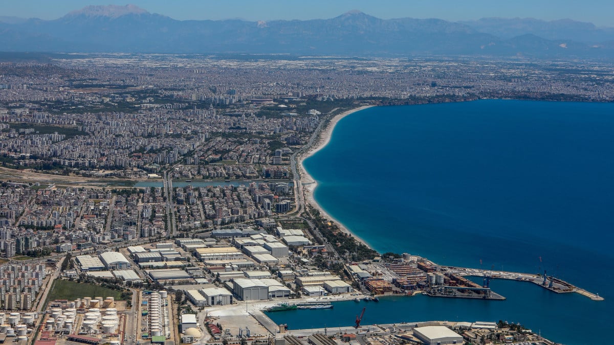Antalya, yabancılara konut satışında ilk sırada