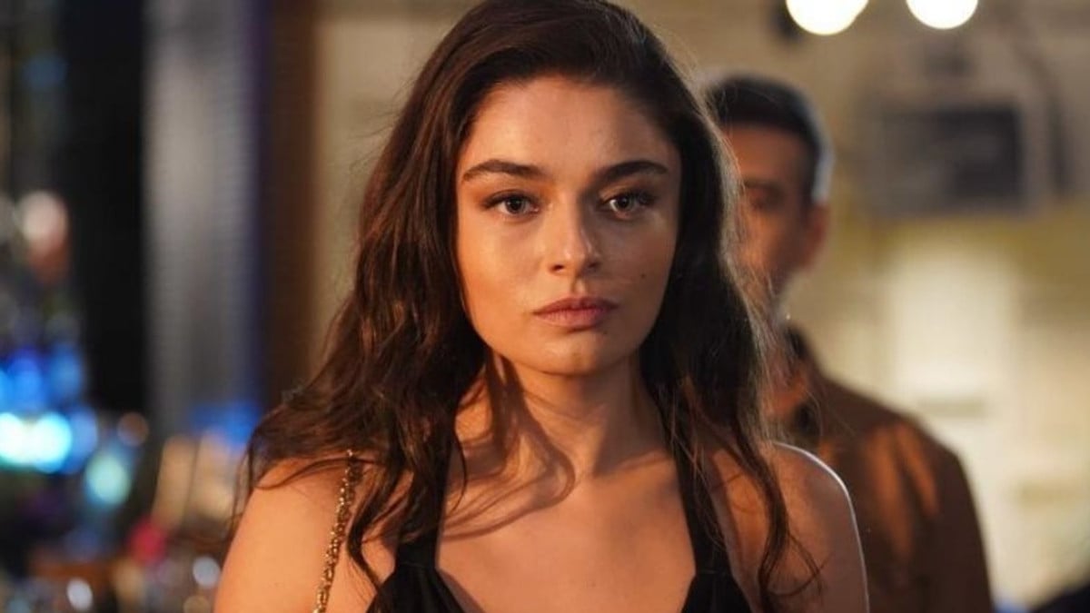 Ayça Ayşin Turan bozkırda cesur pozlarıyla dumur etti! “Güzellikte sınır tanımıyorsun”