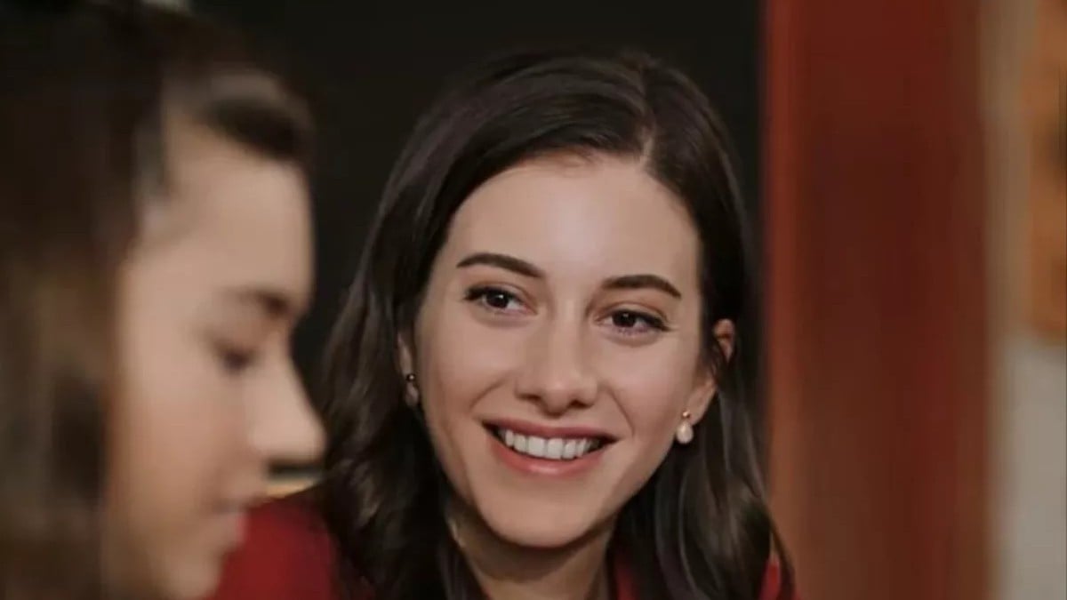 Beril Pozam kumsala sere serpe uzandı! Görenin dili tutuldu: “Hepsinin en iyisi…”