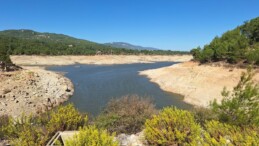 Bodrum’a su veren barajlar tamamen kurudu