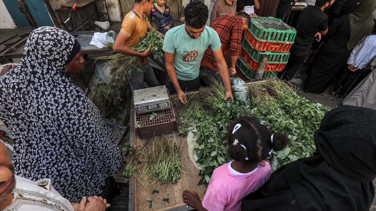 Bombardıman altındaki Gazze’de yaşam