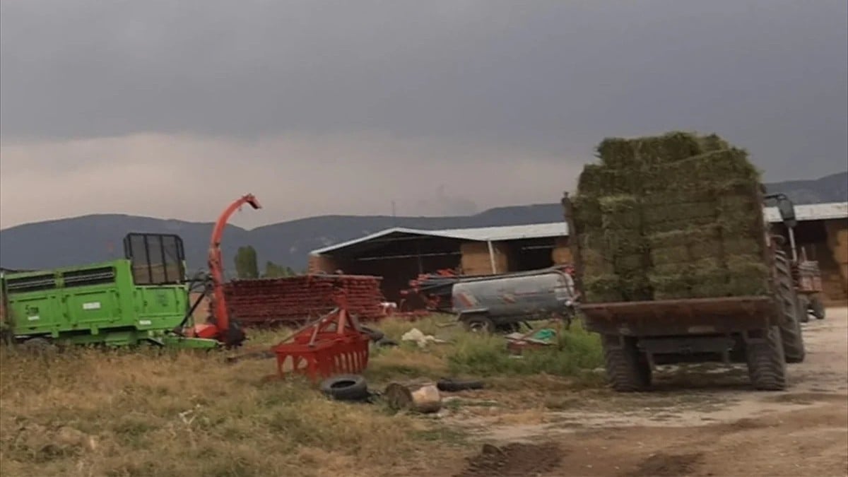 Çorum’da babasının kullandığı traktörün altında kalan bebek öldü