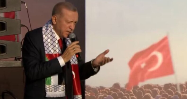 Cumhurbaşkanı Erdoğan’dan Batı’ya ‘Hilal-Haçlı’ mücadelesi uyarısı