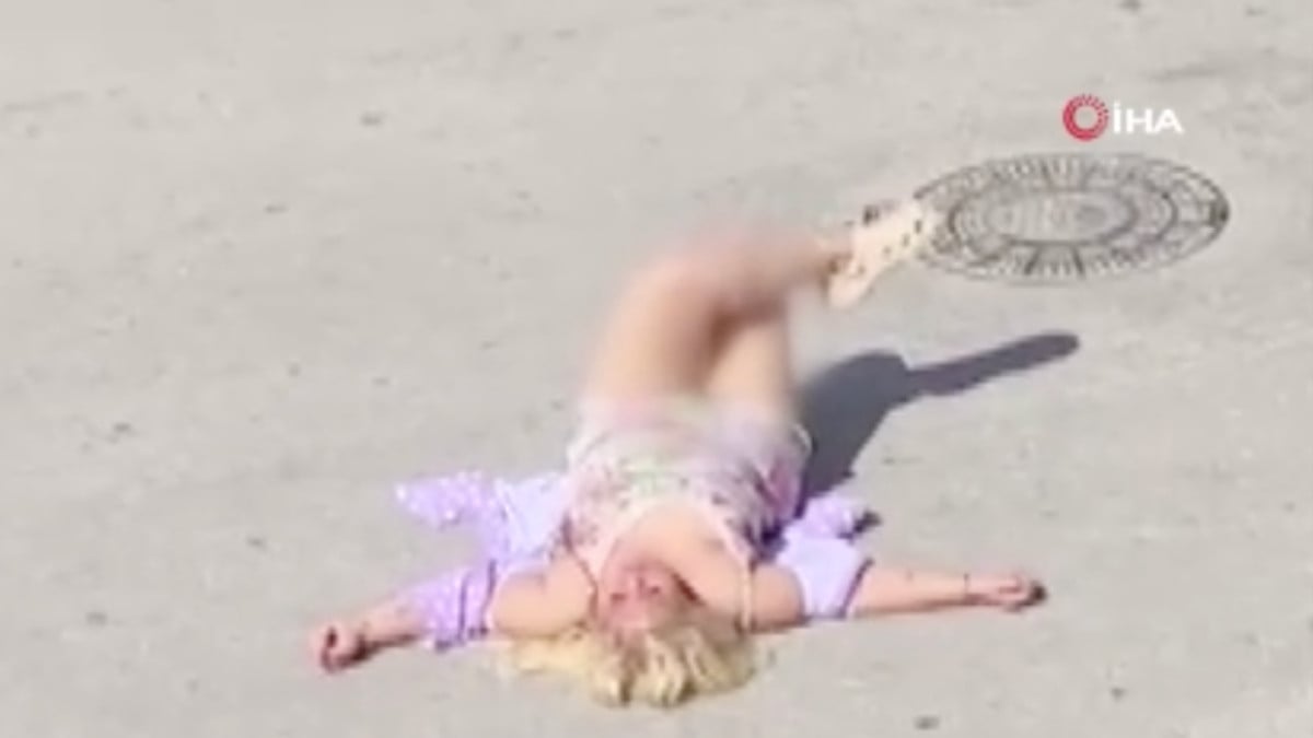 Denizli’de balkona çıplak çıkıp kıyafetlerini yola fırlattı! 3 kez gözaltına alınıp hastaneden kaçtı…