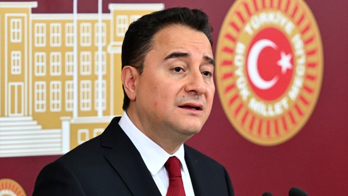 DEVA’lı ilçe başkanları CHP ile anlaşıp istifa etti! Ali Babacan’dan ilk değerlendirme
