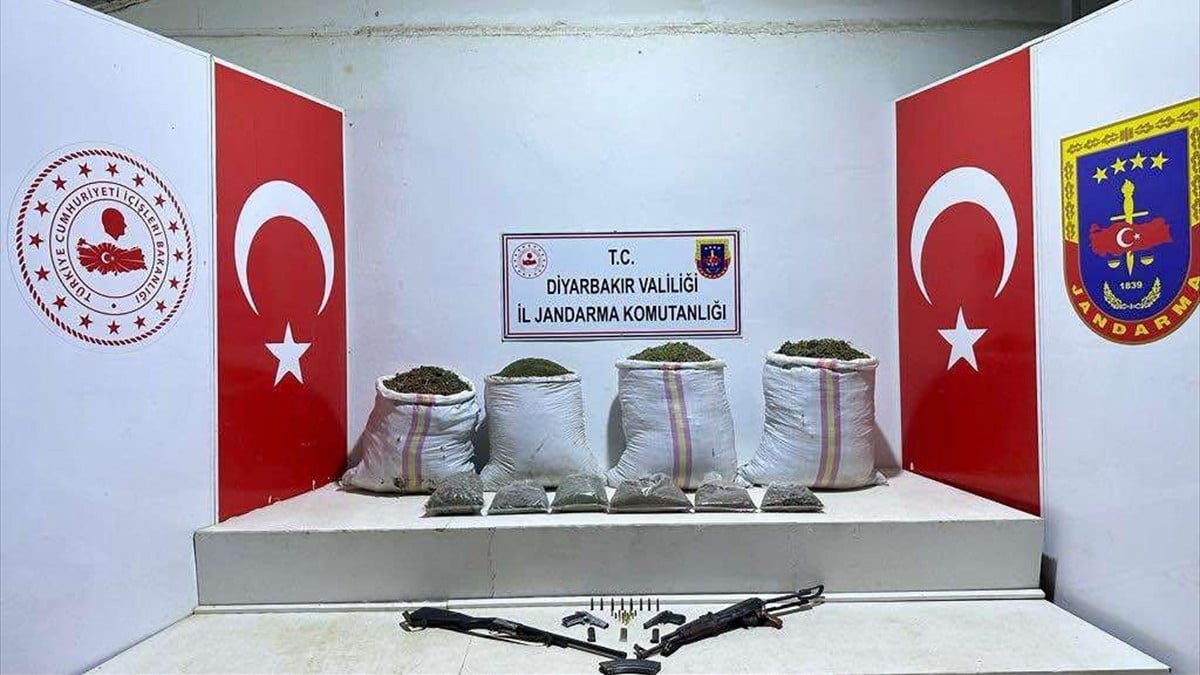Diyarbakır’da uyuşturucu operasyonu! 74 kilogram esrar yakalandı
