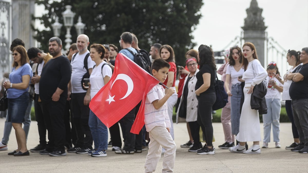 Dolmabahçe Sarayı’nda 29 Ekim yoğunluğu
