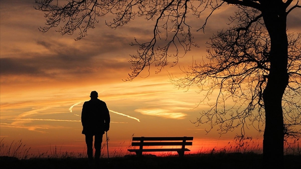 Dünyada nüfus giderek yaşlanıyor! 2050’de 6 kişiden 1’i, 65 yaş üstü olacak