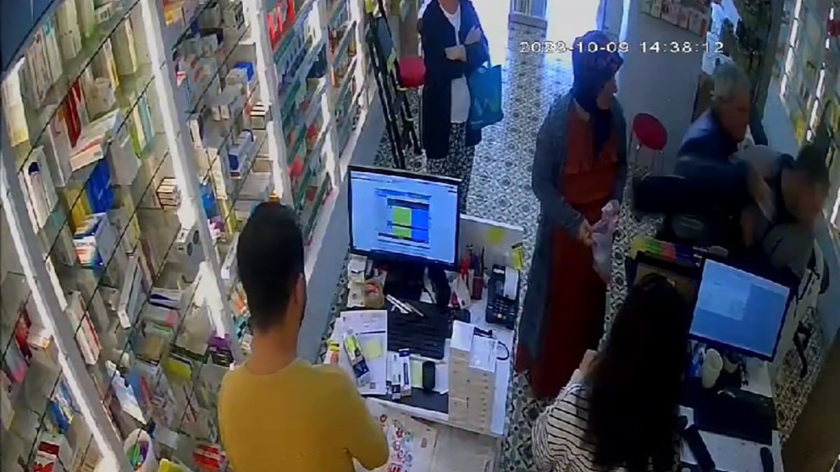 Esenyurt’taki eczanede alacak kavgası