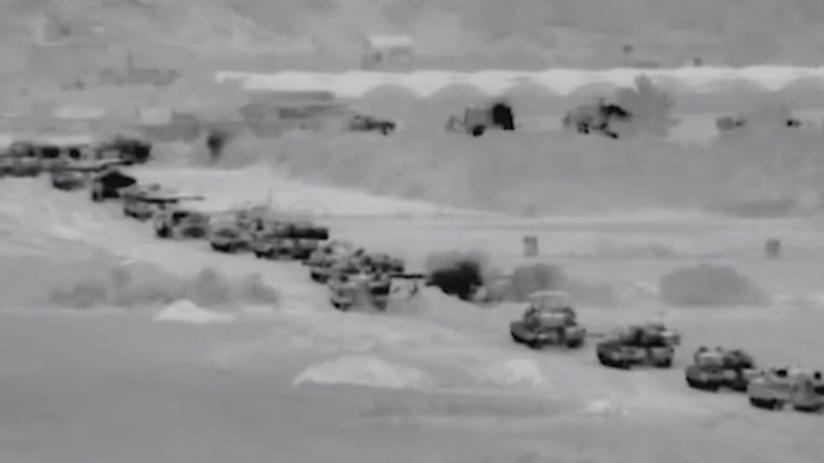 Gazze gece boyunca bombardımana tutuldu! İsrail tankları sınırıda bekletiyor