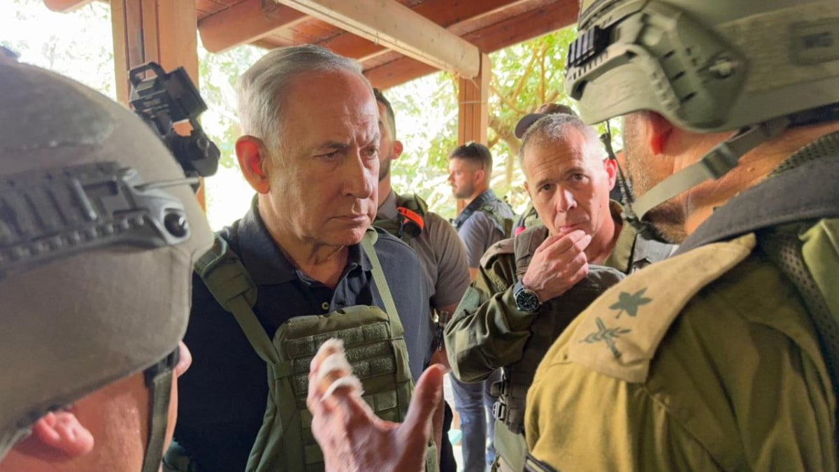 Gazze sınırında askerleri ziyaret eden Netanyahu: Bir sonraki aşamaya hazır mısın