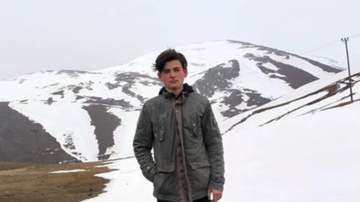 Giresun’da bir genç babasına yardım ederken kesilen ağacın altında kaldı