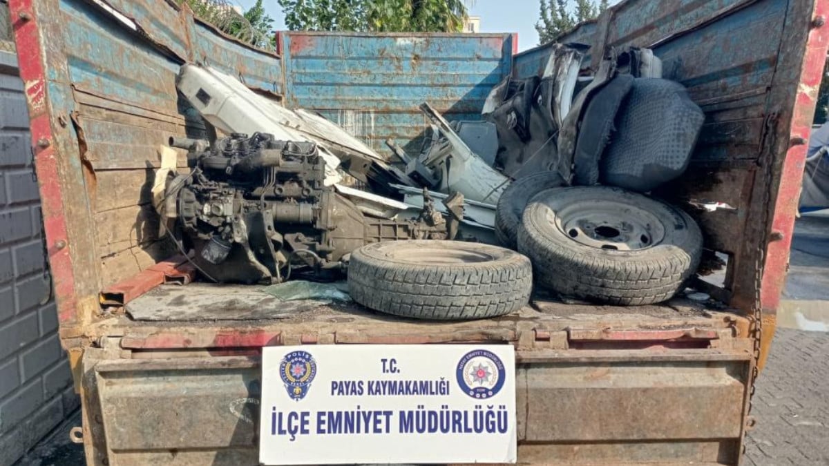 Hatay’da çalınan otomobilin parçaları bulundu