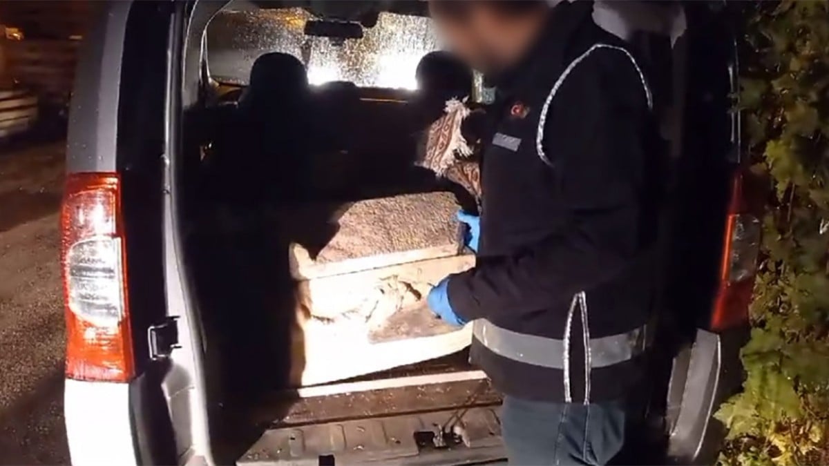 Isparta’da tarihi bebek lahiti ele geçirildi