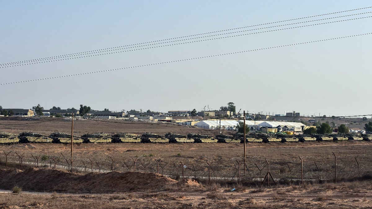 İsrail sınırda tank sayısını artırdı! Sınır hattında 8 cephe açtılar…