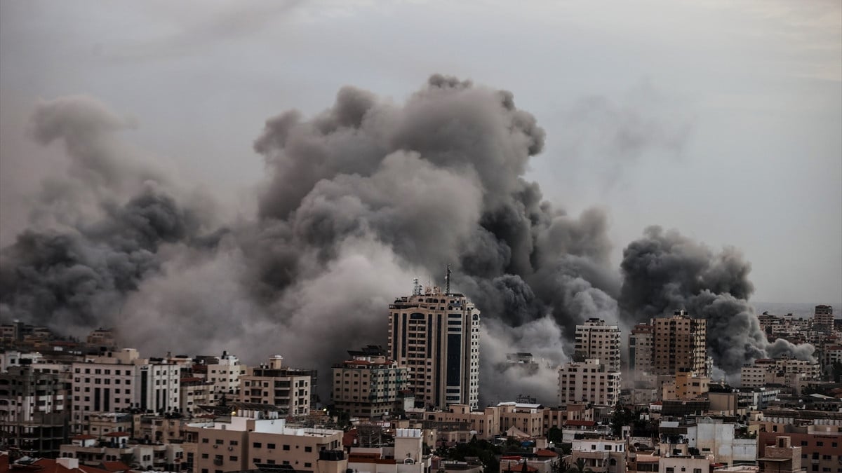 İsrail’de can kaybı 900’e yükseldi