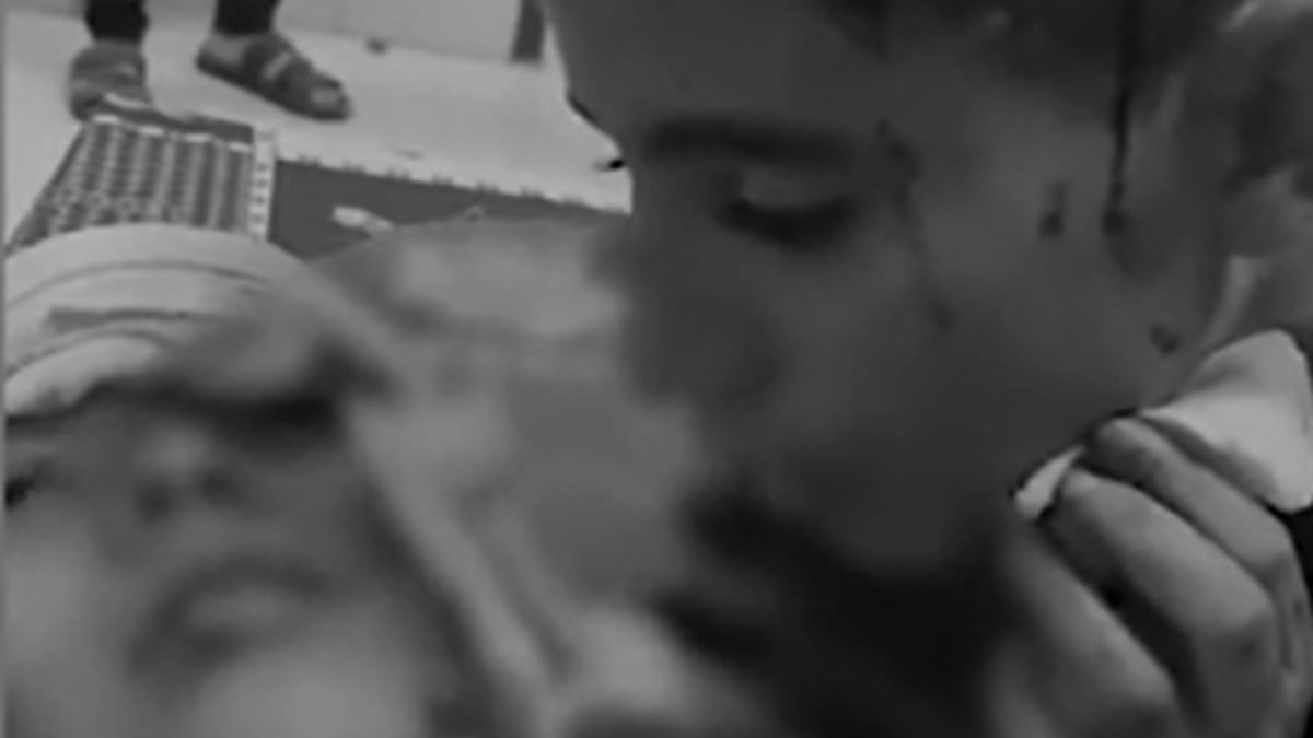 İsrail’in saldırısında yaralanan kardeşine Kelime-i Şehadet öğretti