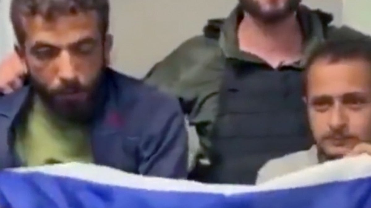 İsrailli askerlerin Filistinli rehinelere işkencesi