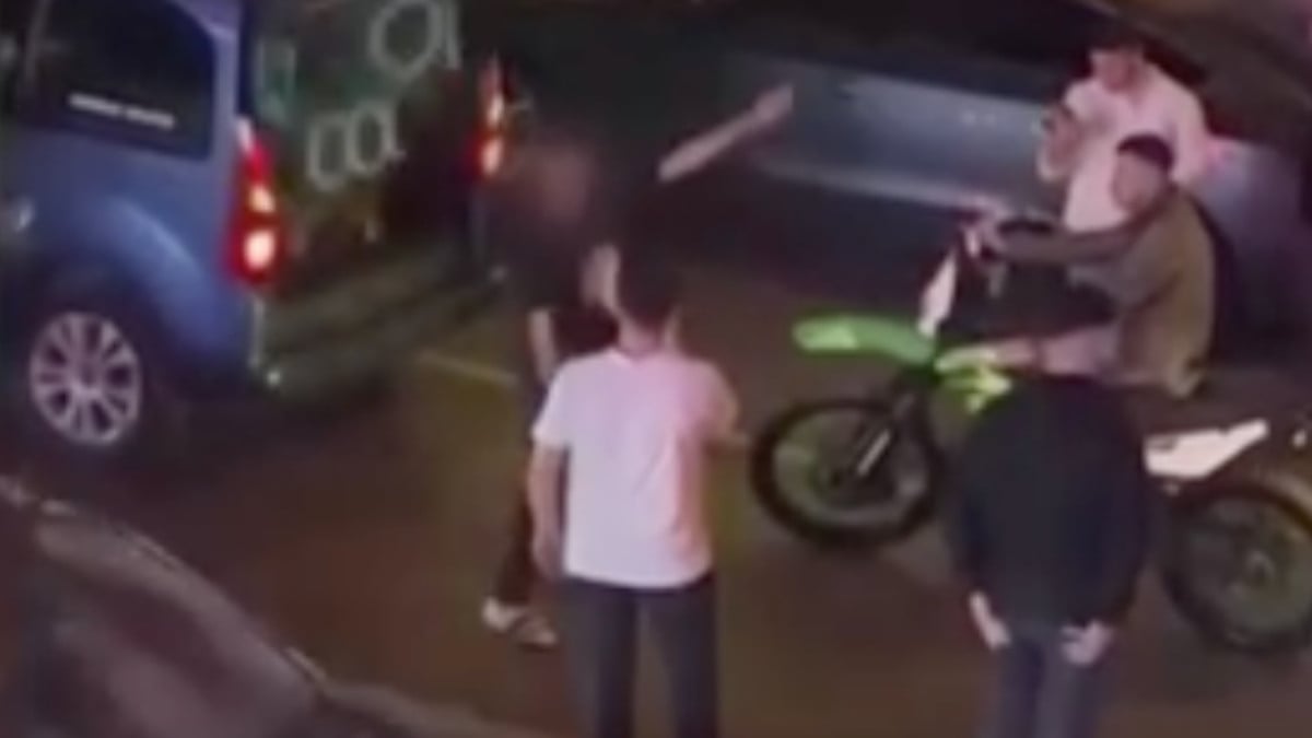 İstanbul’da asker uğurlaması! Yolu kapatıp dans ettiler