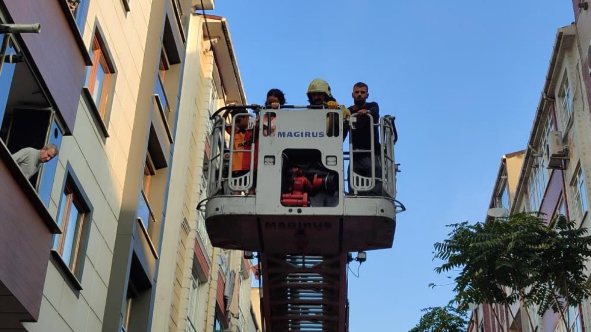 İstanbul’da eşiyle tartışan adam evini ateşe verdi: Apartmanda 19 kişi mahsur kaldı