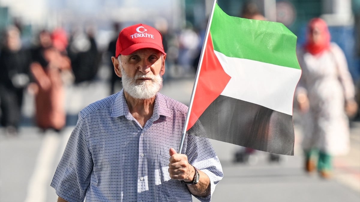İstanbullular ‘Büyük Filistin Mitingi’ için yollara düştü