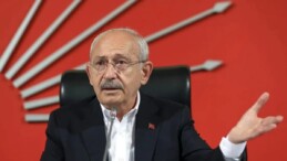 Kemal Kılıçdaroğlu için Genel Kurul’da imza toplandı: Değişimciler tepki gösterdi