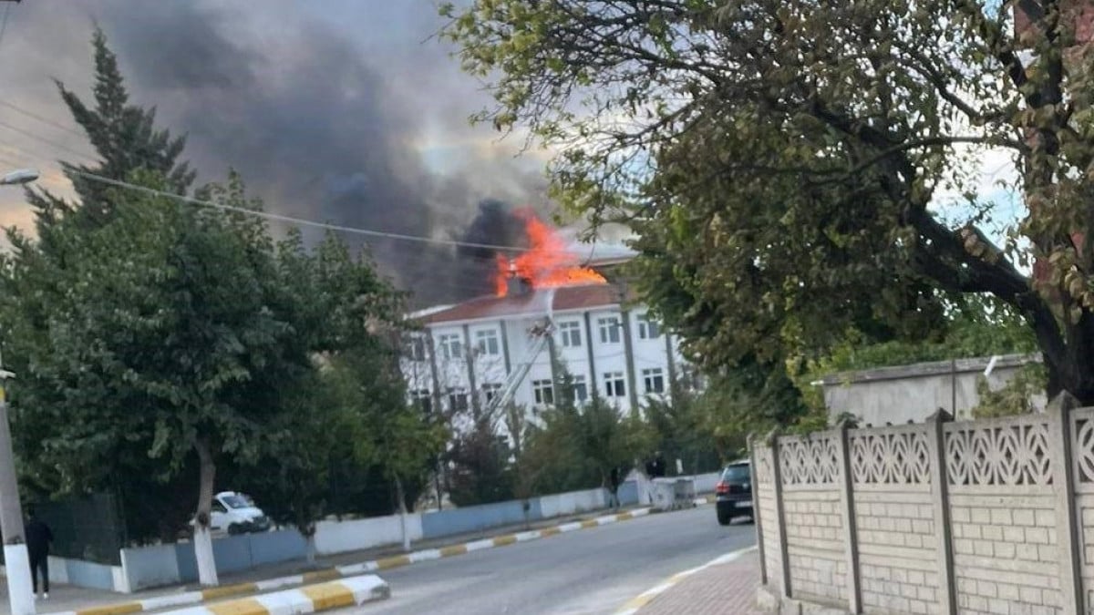 Kırklareli’deki lisede yangın paniği