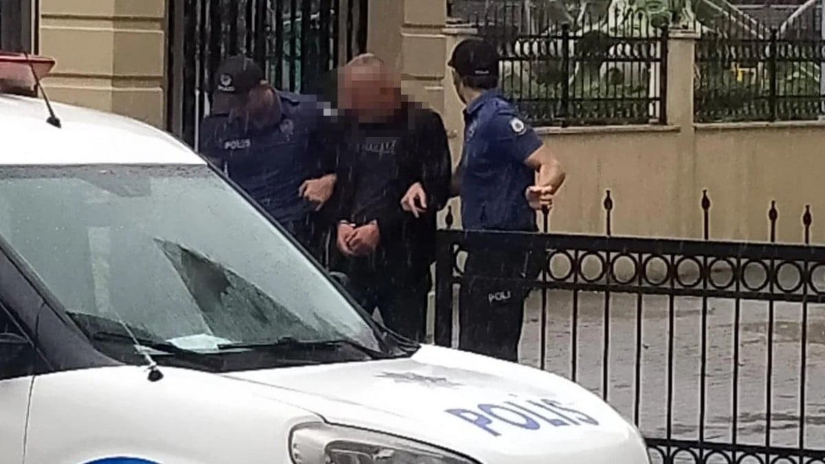 Kocaeli’de para meselesinden tartıştığı arkadaşını tabancayla vurdu